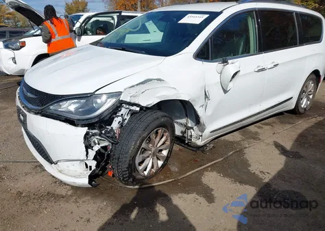 2018 Chrysler Pacifica Touring L from USA, damaged, VIN 2C4RC1BG0JR119771